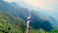 Khai trương tuyến tàu hỏa trên cao đầu tiên ở Việt Nam